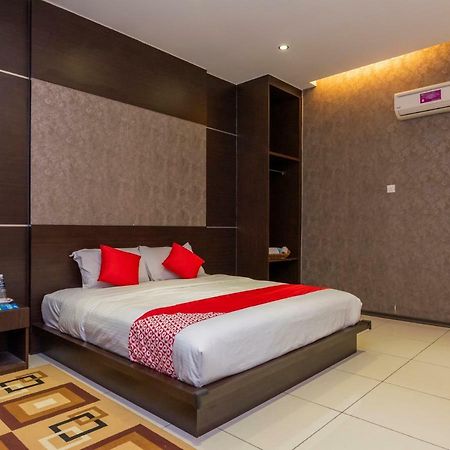 Remember Hotel Bukit Gambir Esterno foto
