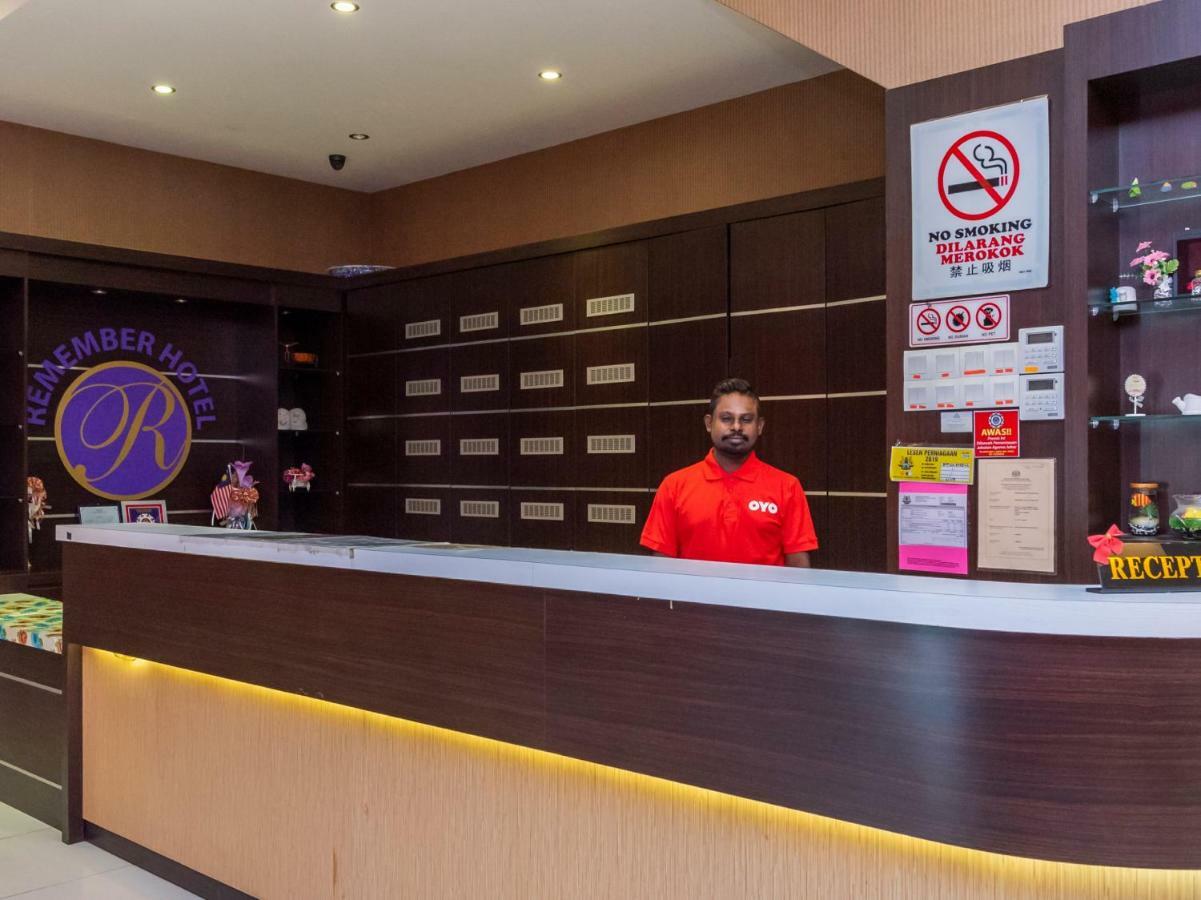 Remember Hotel Bukit Gambir Esterno foto