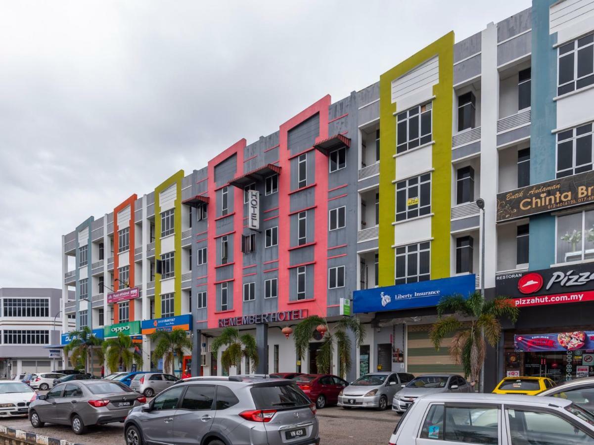 Remember Hotel Bukit Gambir Esterno foto
